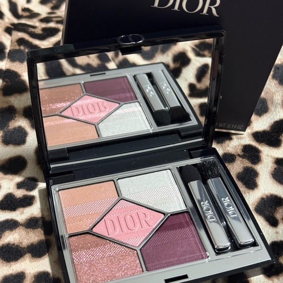 Dior Diorshow 5 Couleurs 983 Champs‑Elysees 
Limited Edition Eyeshadow Palette 🎀 - Picture 5 of 10